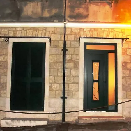 1 Apartman