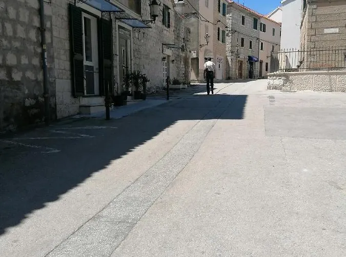 1 Апартаменти *